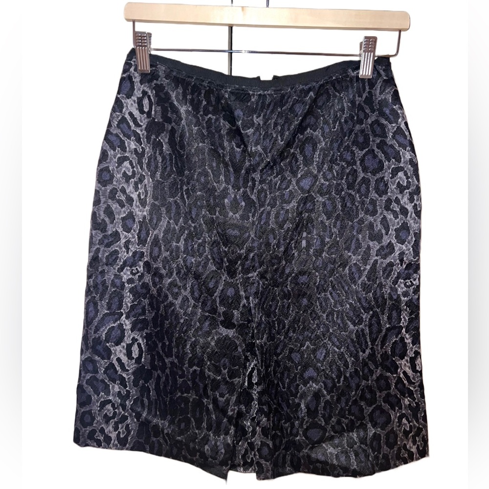 💜 Ladies BCBG skirt